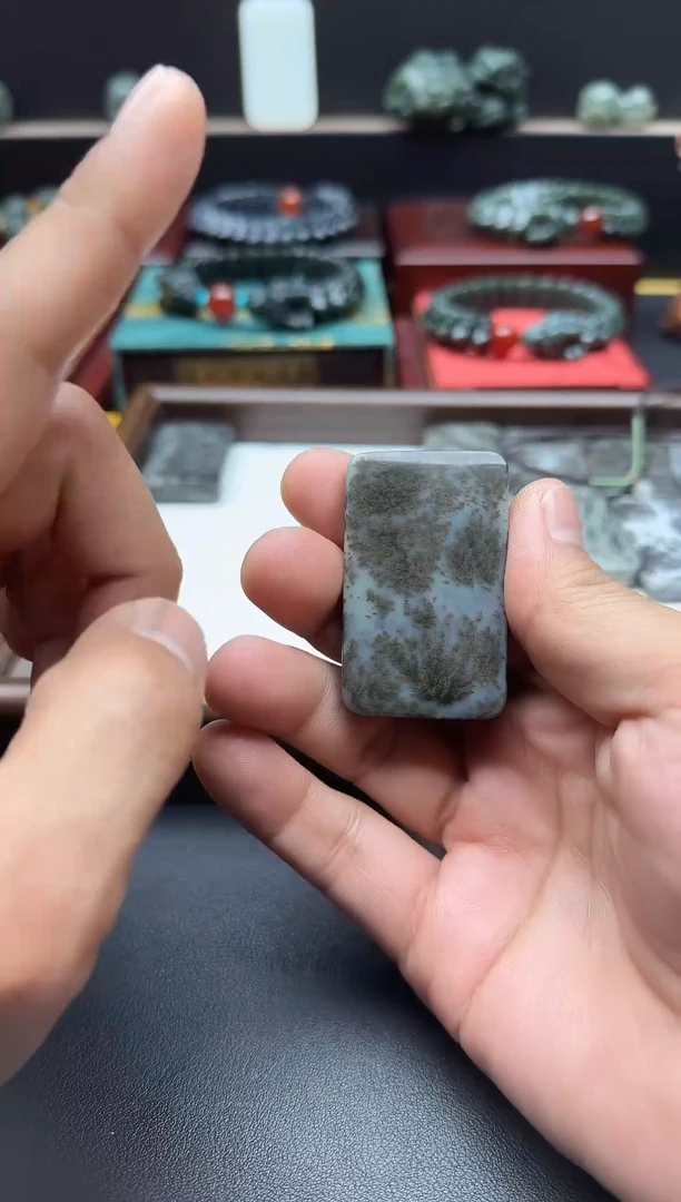 颈饰未镶嵌和田玉若羌水草意境平安卡35无事牌