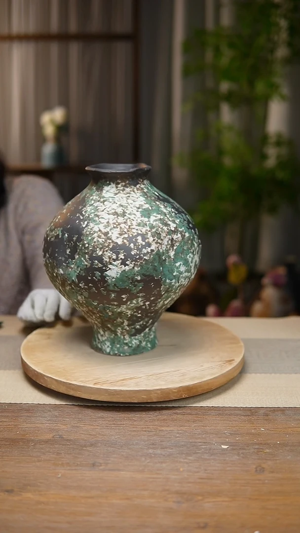 【闪购商品】陶瓷花器涂鸦绿灯笼