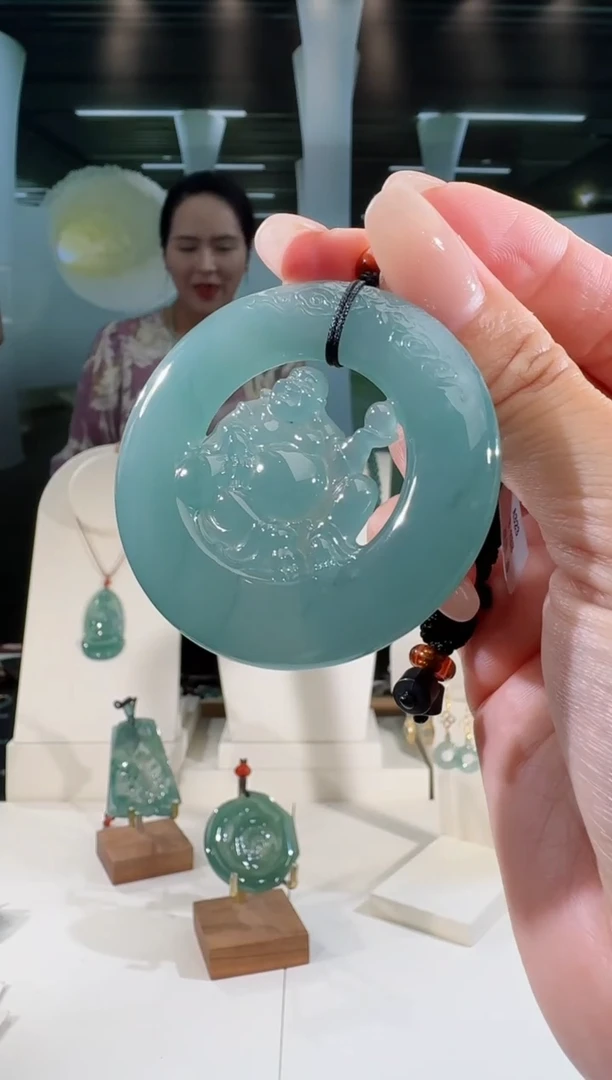 翡翠未镶嵌吊坠(不含链)佛公多样性发一