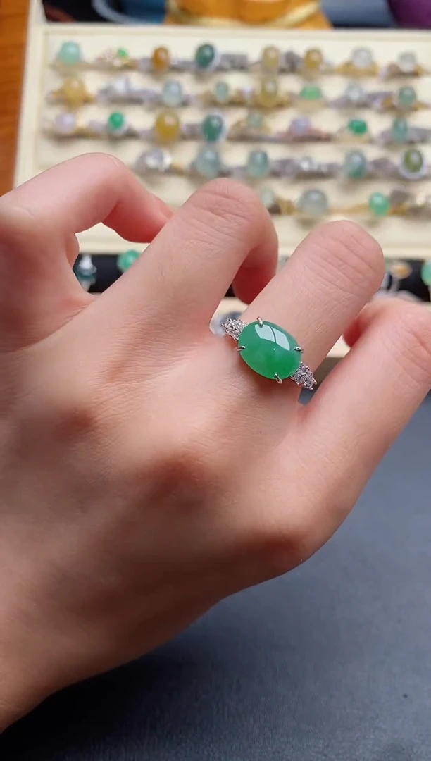 银S925镶嵌戒指翡翠44444+5