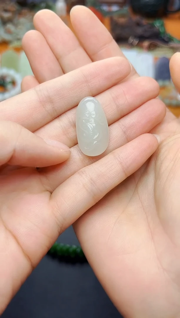 和田玉未镶嵌颈饰小蛇
