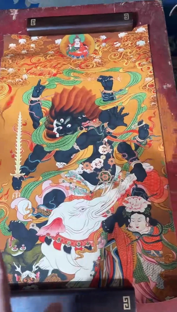 卷轴画龙妹的唐卡tk16