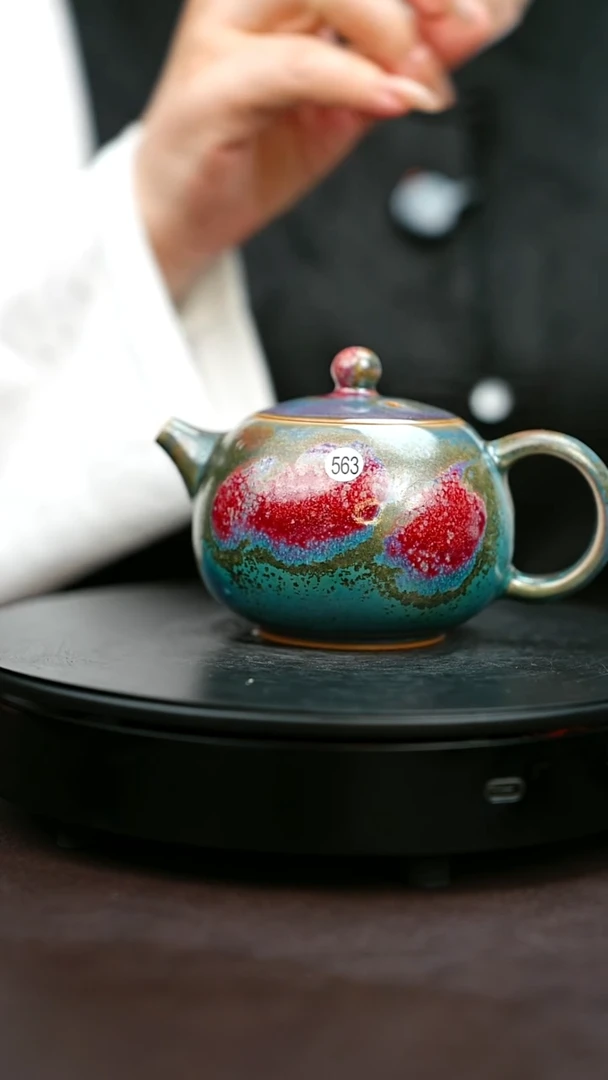 563#原矿钧瓷炉钧釉西施壶