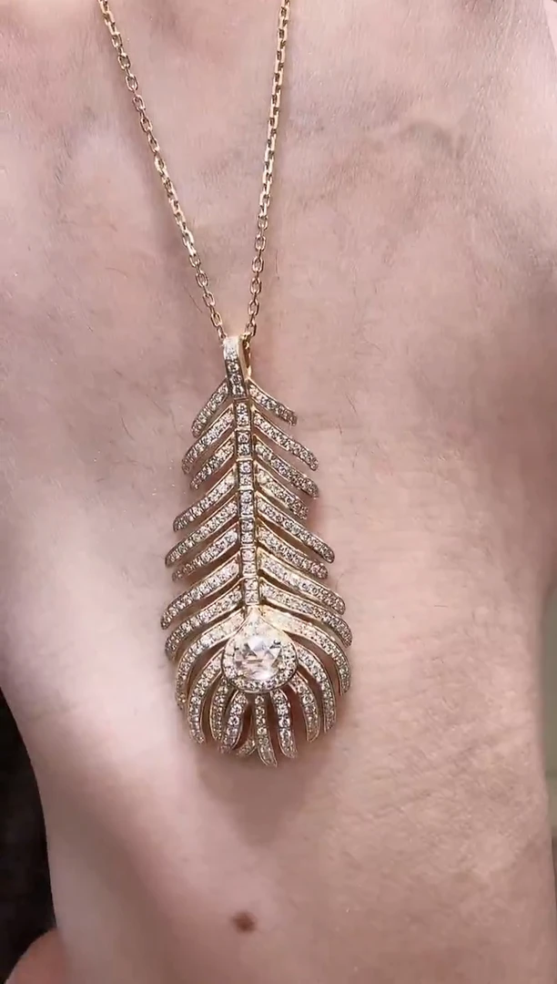 18K金镶嵌颈饰实验室培育钻石18k金k黄竖版羽毛项链