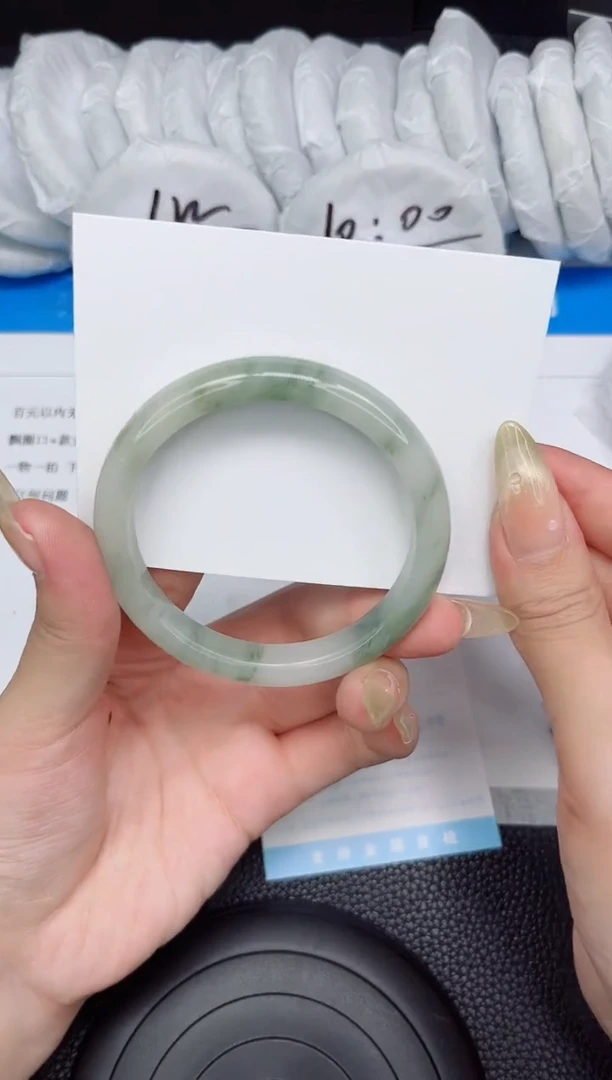 石英质玉手镯未镶嵌219-57.3