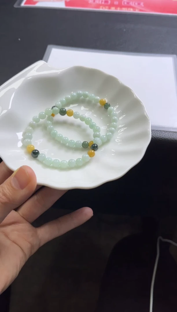 【闪购商品】翡翠手串未镶嵌M85/多样性发一件