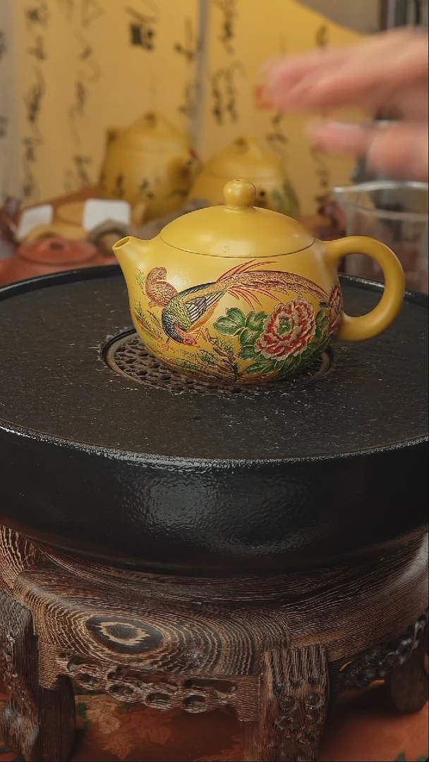 茶壶紫砂国色天香 鸣远段