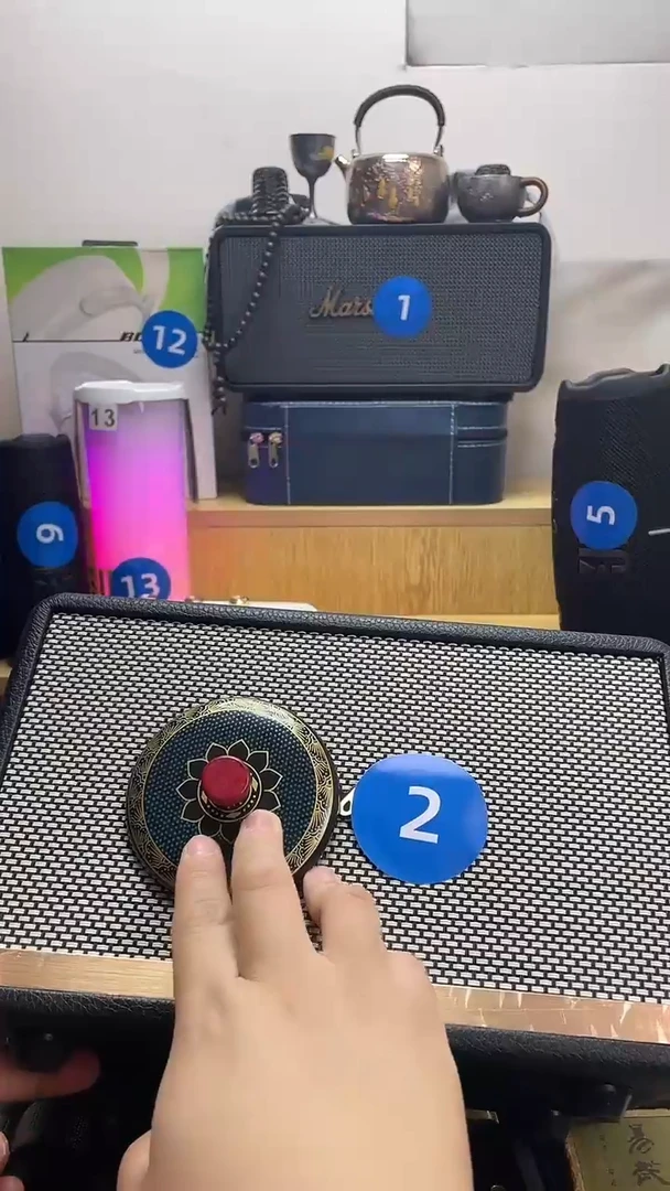 瓷片闪购商品 如图所示