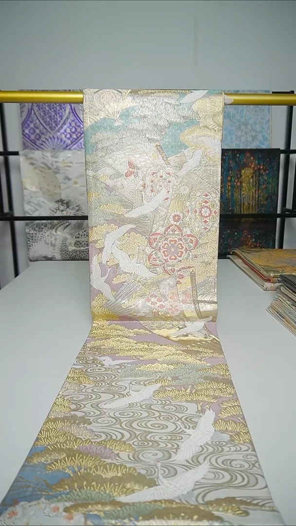 织绣织锦41全通仙鹤宝箱