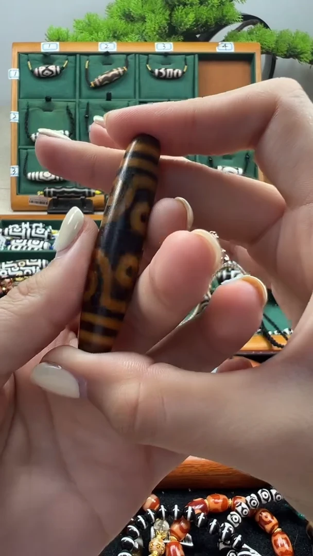 玛瑙/玉髓（覆膜）颈饰未镶嵌61.（微瑕随机发货）