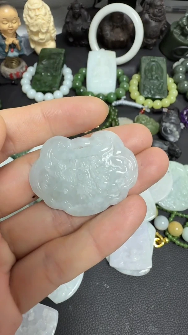 吊坠(不含链)未镶嵌翡翠011