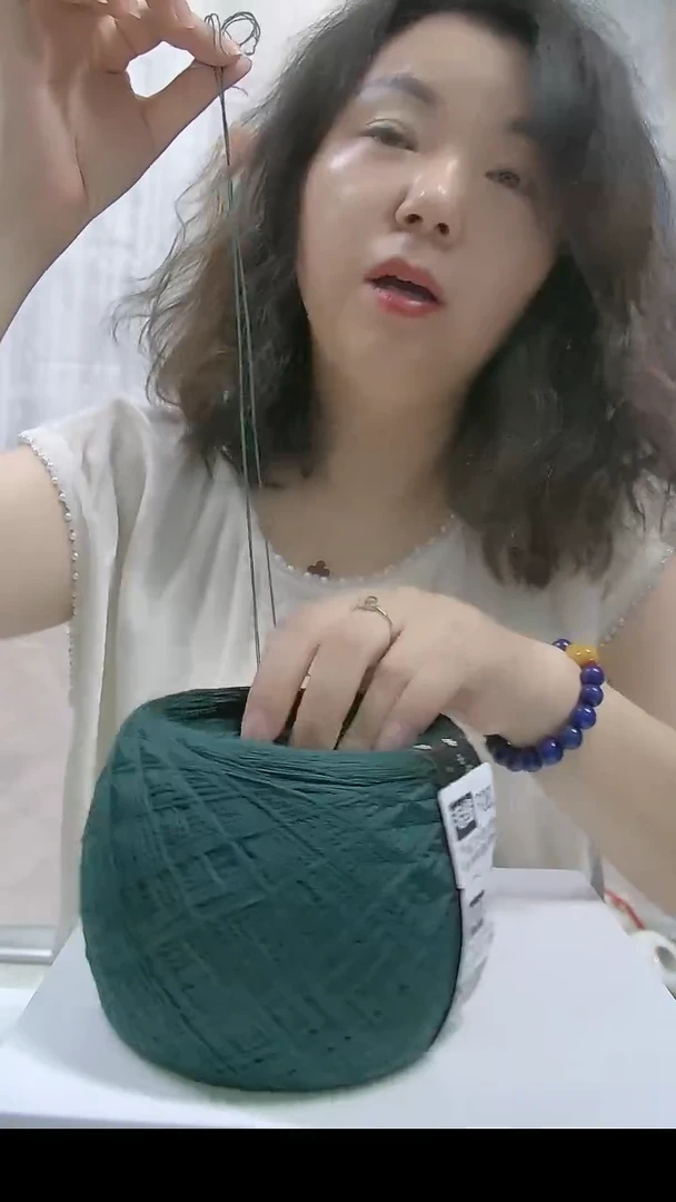 羊毛【F082深祖母绿】新品中粗纯美丽诺羊毛1团(0.5斤) (适用8号针)