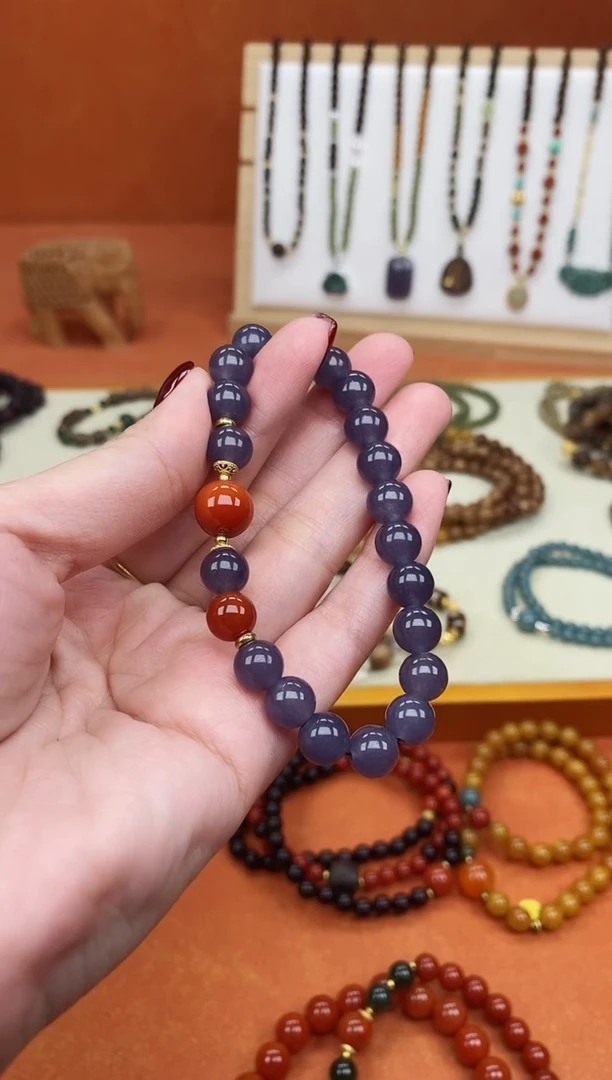 未镶嵌手链和田玉单圈烟紫和田南红手串