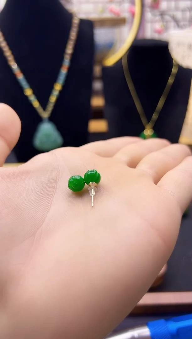【闪购商品】翡翠耳饰14K金镶嵌E11