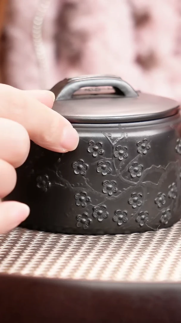 茶壶紫砂宜兴紫砂壶梅花汉瓦