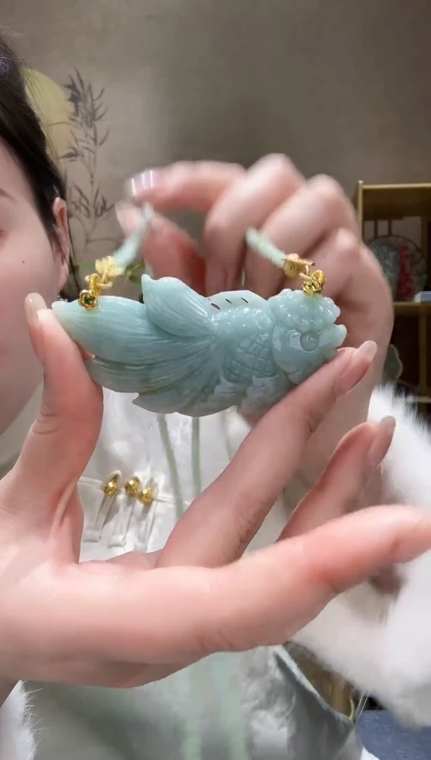 【闪购商品】翡翠颈饰未镶嵌吊坠