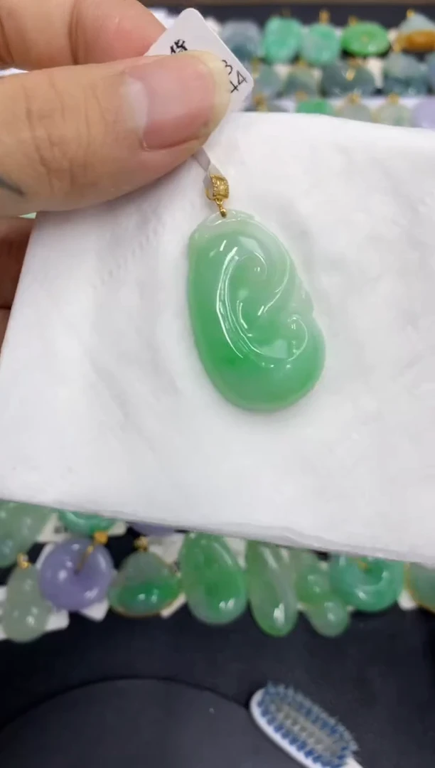 翡翠未镶嵌颈饰缅甸翡翠a货