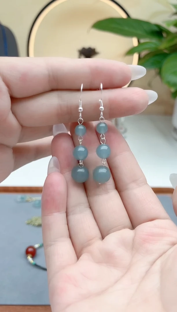 石英质玉（天山翠）银S925镶嵌耳饰950