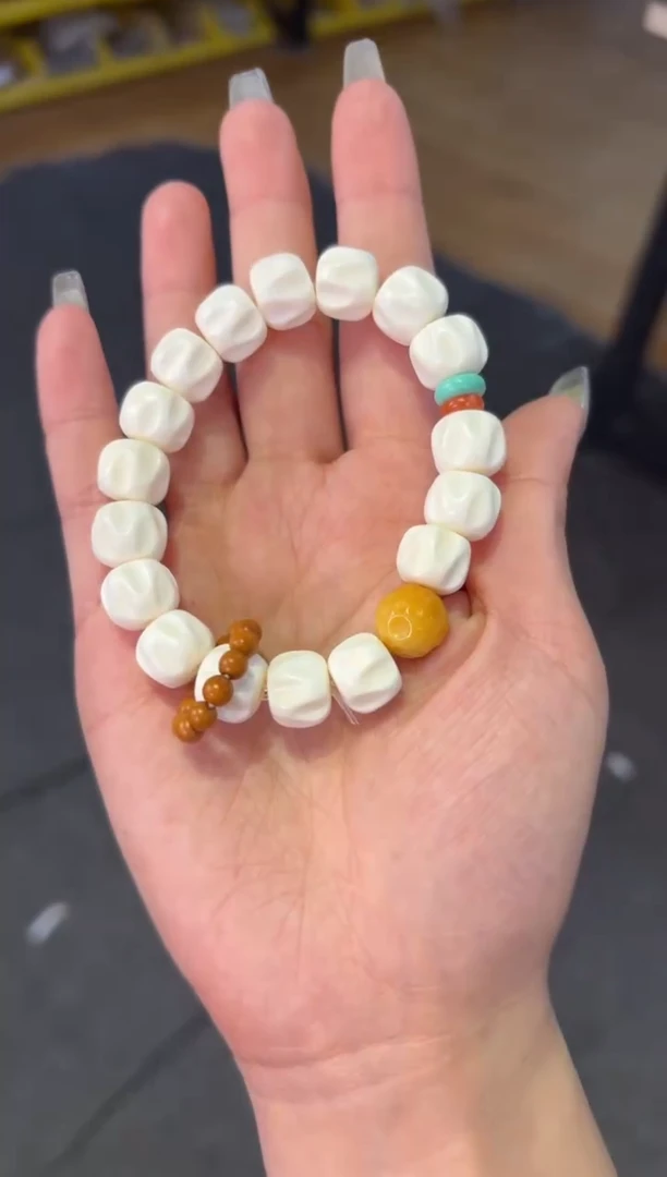 【闪购商品】石英质玉（黄龙玉）手链未镶嵌   百香籽牛骨黄龙玉