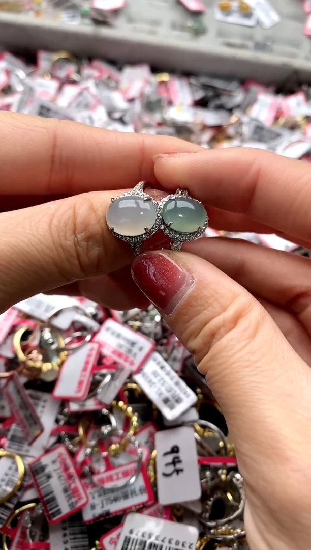 【闪购商品】翡翠戒指银S925镶嵌333333    0