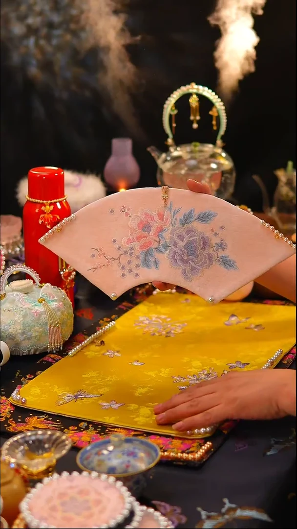 007扇形茶席40x18cm