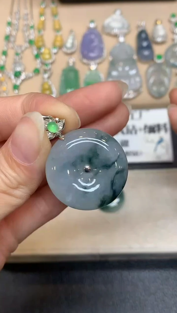 吊坠(不含链)18K金镶嵌翡翠平安扣【无服务费