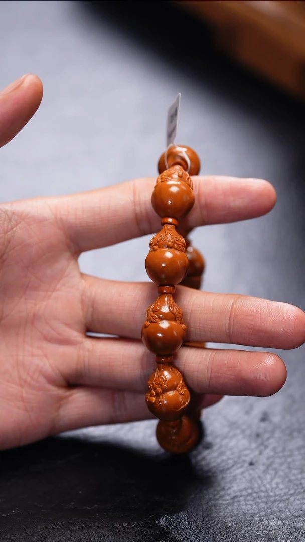 【闪购商品】橄榄核吊坠更厉害