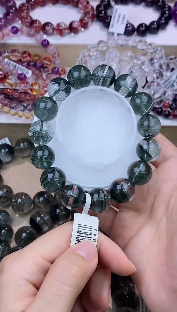 水晶手链未镶嵌千层绿幽灵15m+