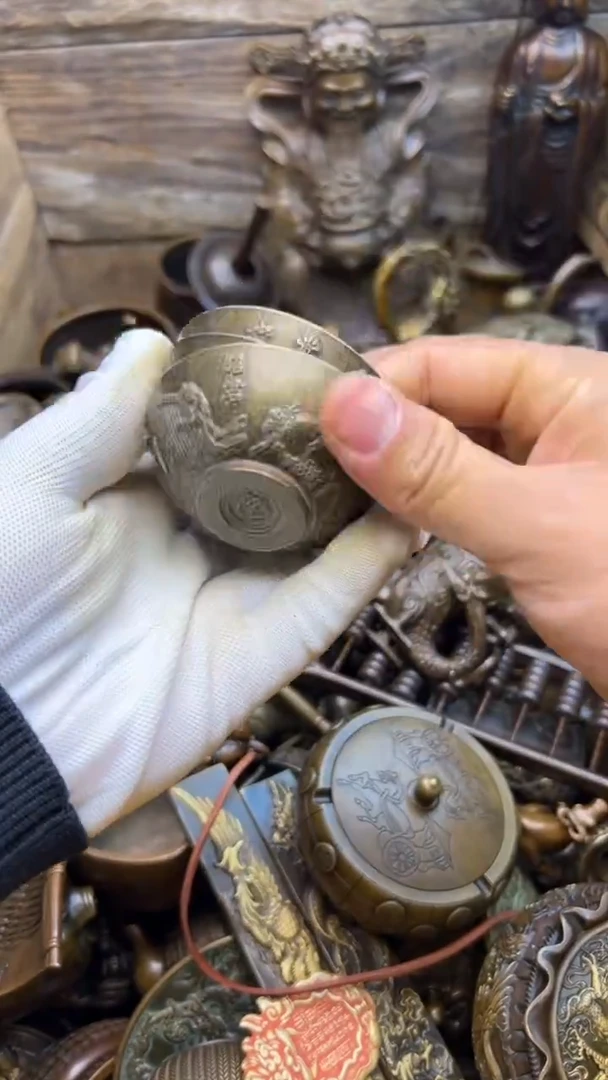 精美铜器，点击下单