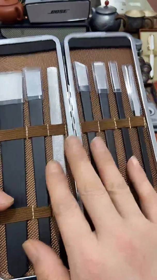 瓷片闪购商品 如图所示