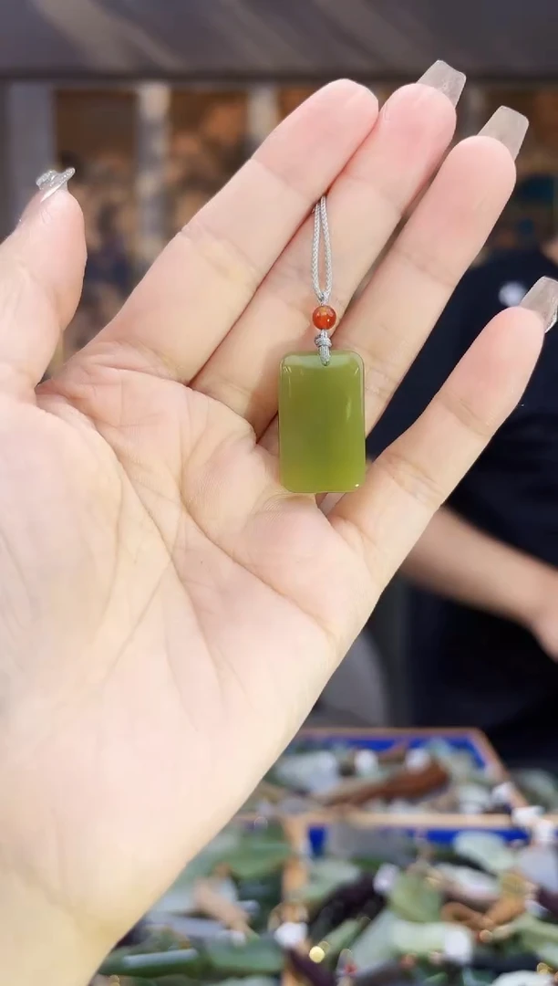 和田玉未镶嵌挂件拍一发一多样性发货