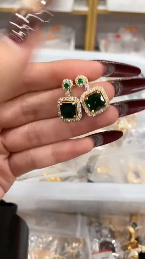 【闪购商品】合成钻石合金q622时尚气质饰品