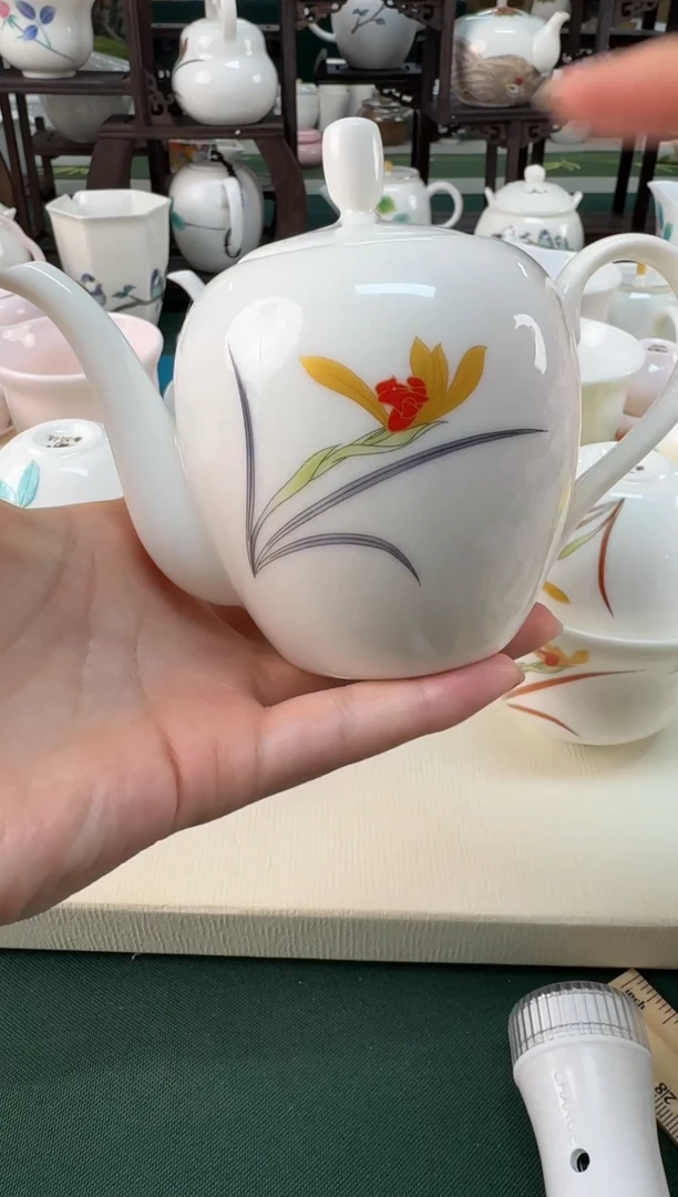 【闪购商品】瓷器 ······.......