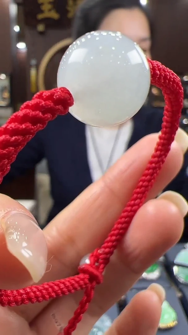 【闪购商品】翡翠挂件未镶嵌手绳