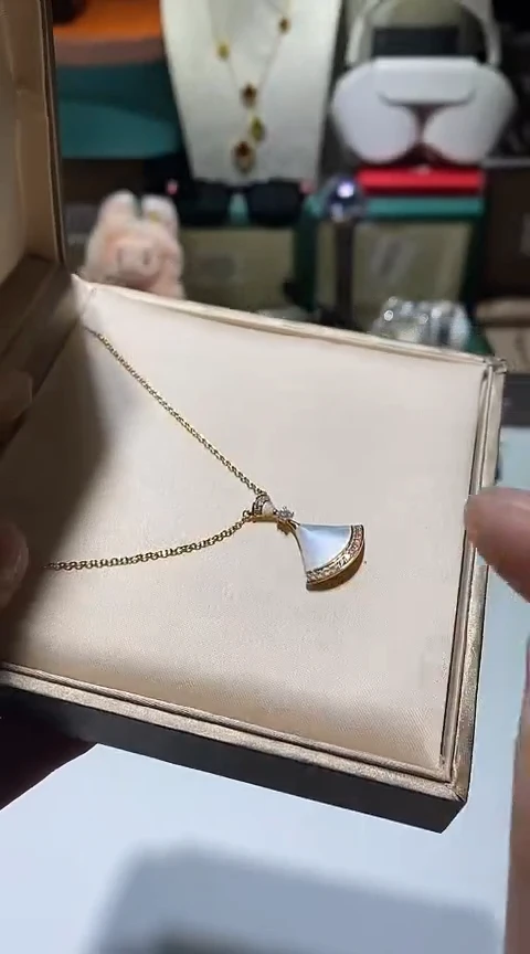 瓷片生活的本意就是开心@@1