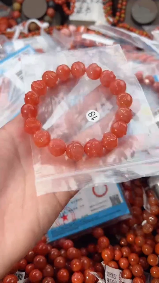 【闪购商品】南红玛瑙手串未镶嵌12+