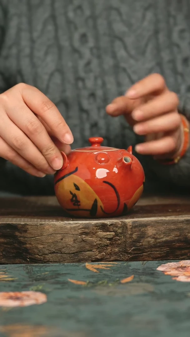 【闪购商品】瓷片釉下彩手工手绘同款陶器