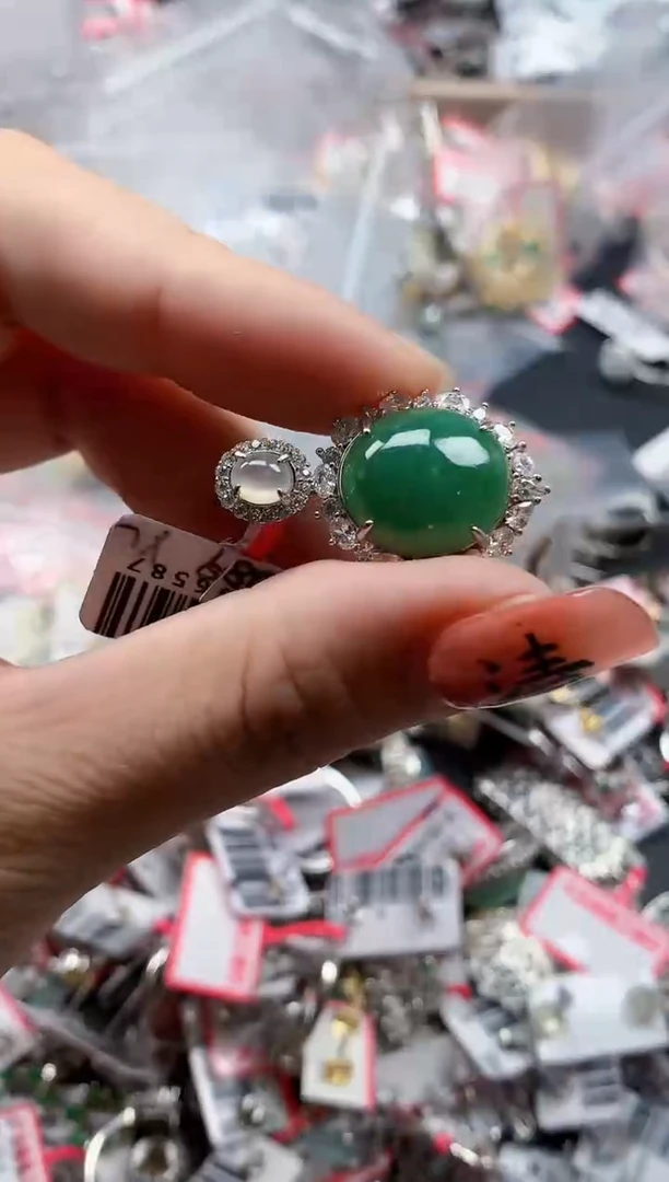 银S925镶嵌戒指翡翠天然A货缅甸翡翠