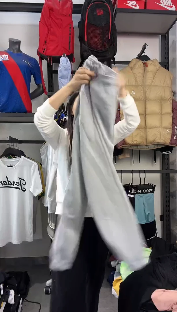 552编码 瑕疵款直播间过款为准 尺码M