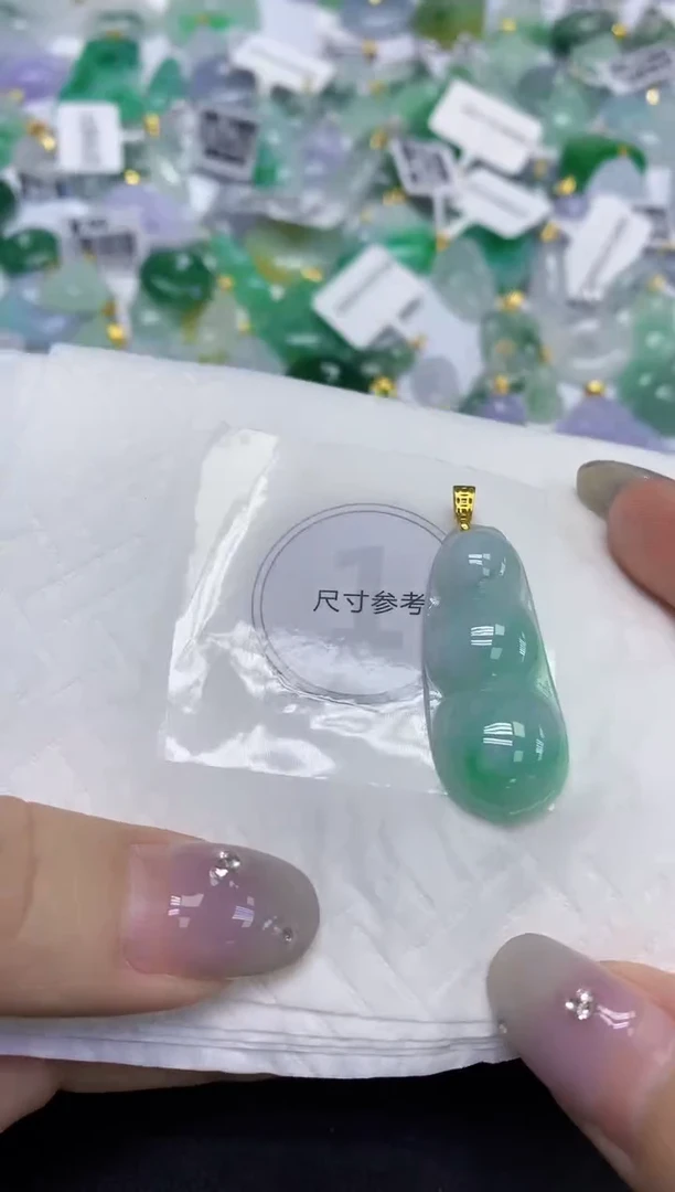 颈饰未镶嵌翡翠天然缅甸翡翠A货百元以上9元证书费自理