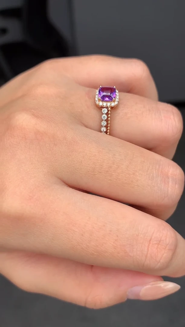 【闪购商品】彩色蓝宝石戒指18K金镶嵌1.1ct无烧紫蓝宝