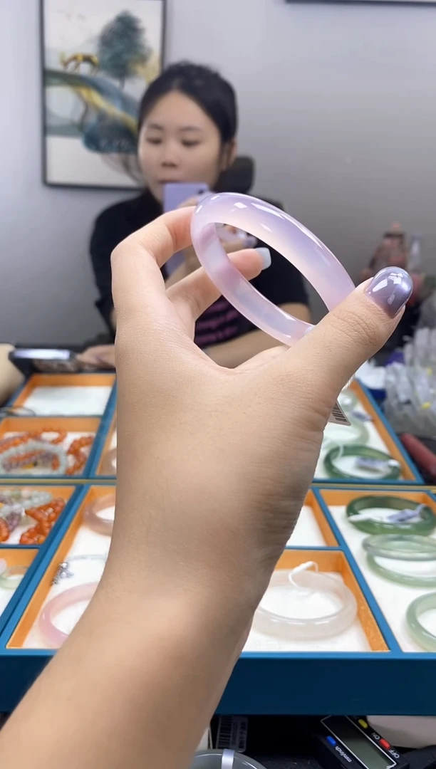 玛瑙/玉髓手镯未镶嵌50-60圈口都有，下单备注圈口