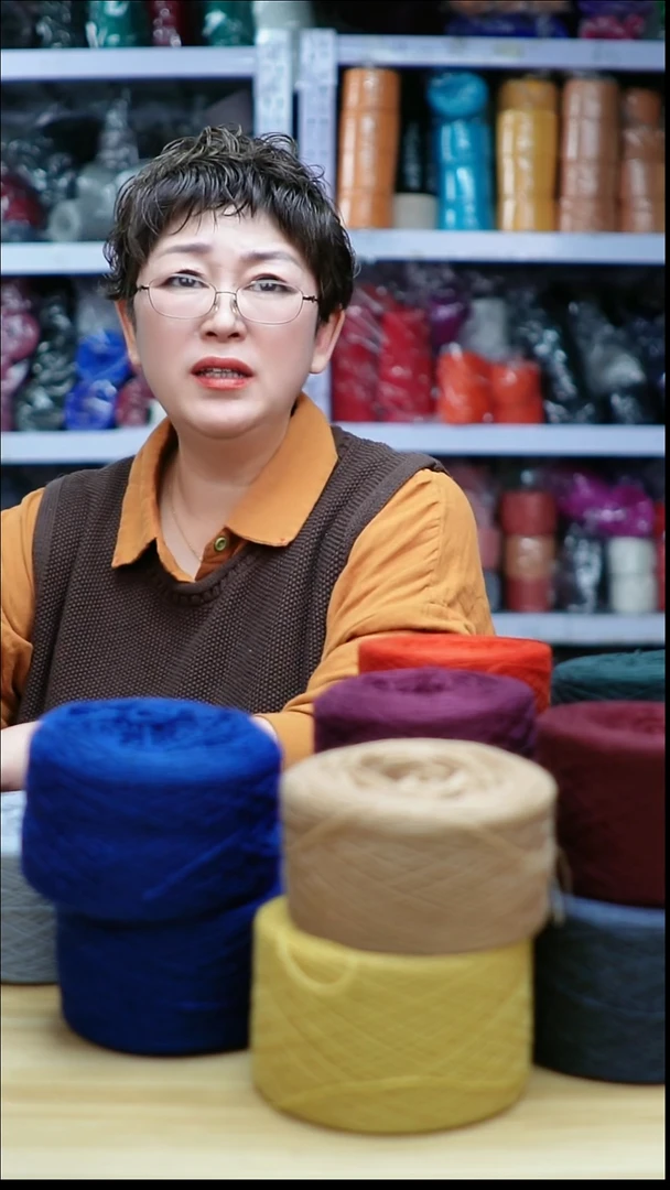 羊毛欢姐手编线B347