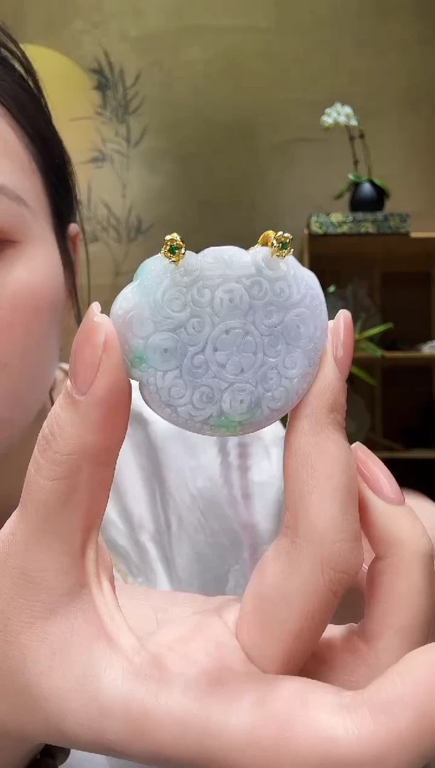 颈饰未镶嵌翡翠吊坠