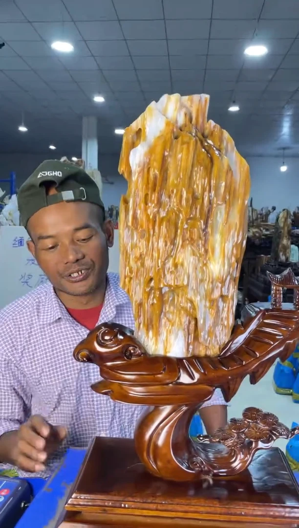 未镶嵌摆件硅化玉58