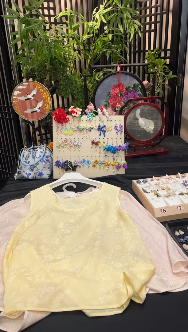 织绣望*…非遗苏绣手工饰品L