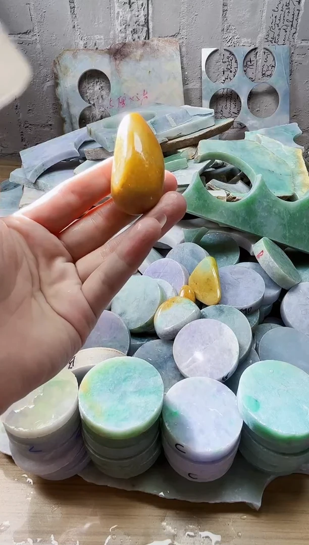 裸石翡翠天然翡翠A货 南 372