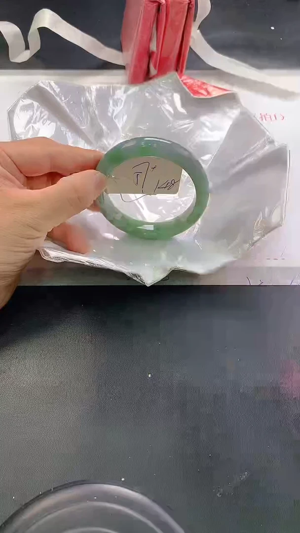 未镶嵌手镯翡翠148