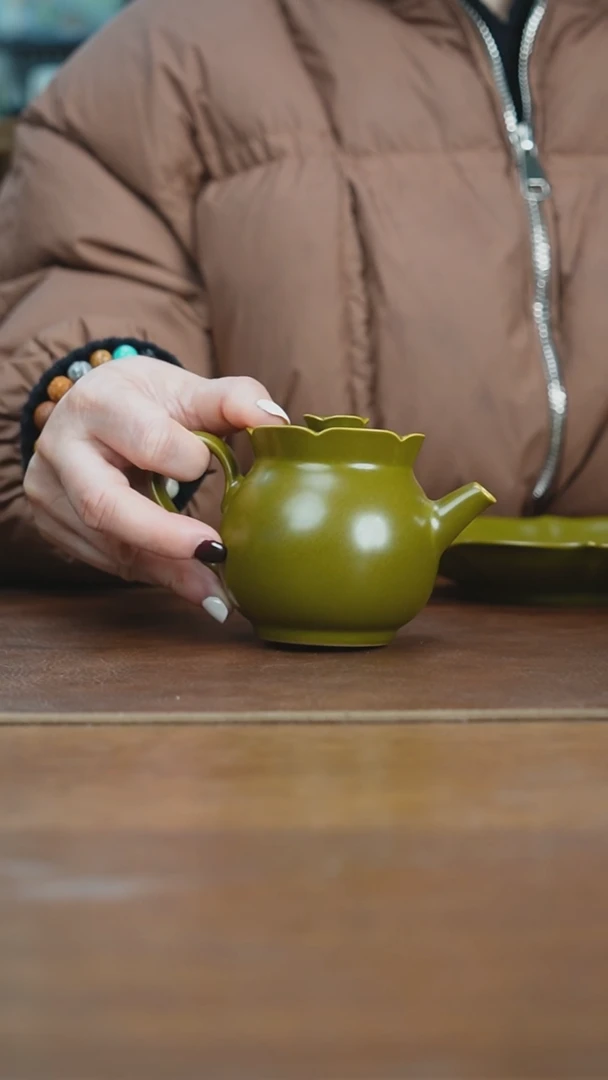 【闪购商品】杯景德镇茶叶末葵口壶