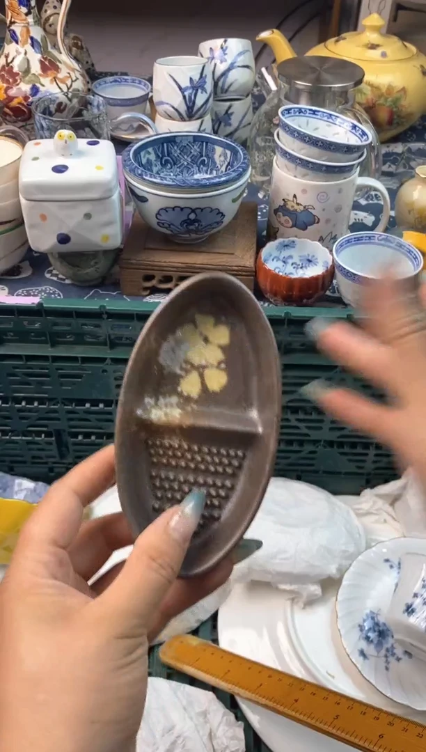瓷片[○･｀Д´･ ○][○･｀Д´･ ○]